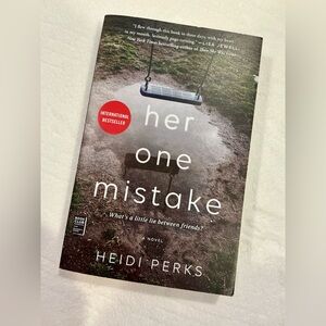 Paperback Novel ‘Her One Mistake’ 📖